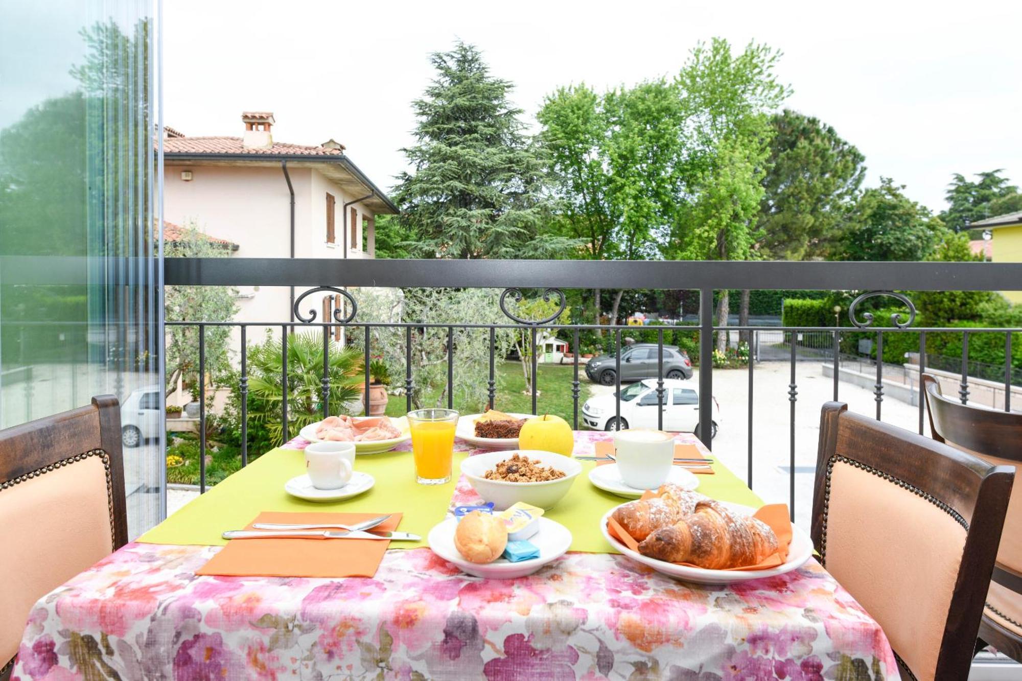Camere America B&B Sirmione Esterno foto