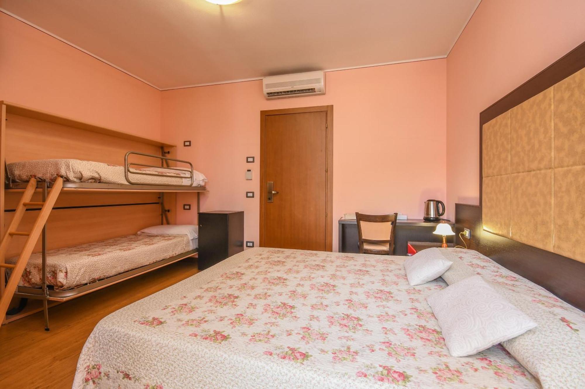 Camere America B&B Sirmione Esterno foto
