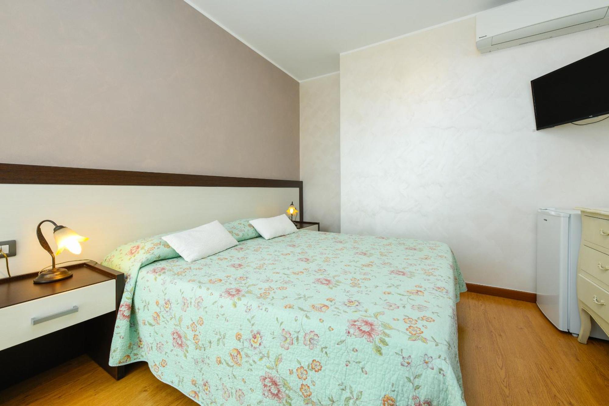 Camere America B&B Sirmione Camera foto