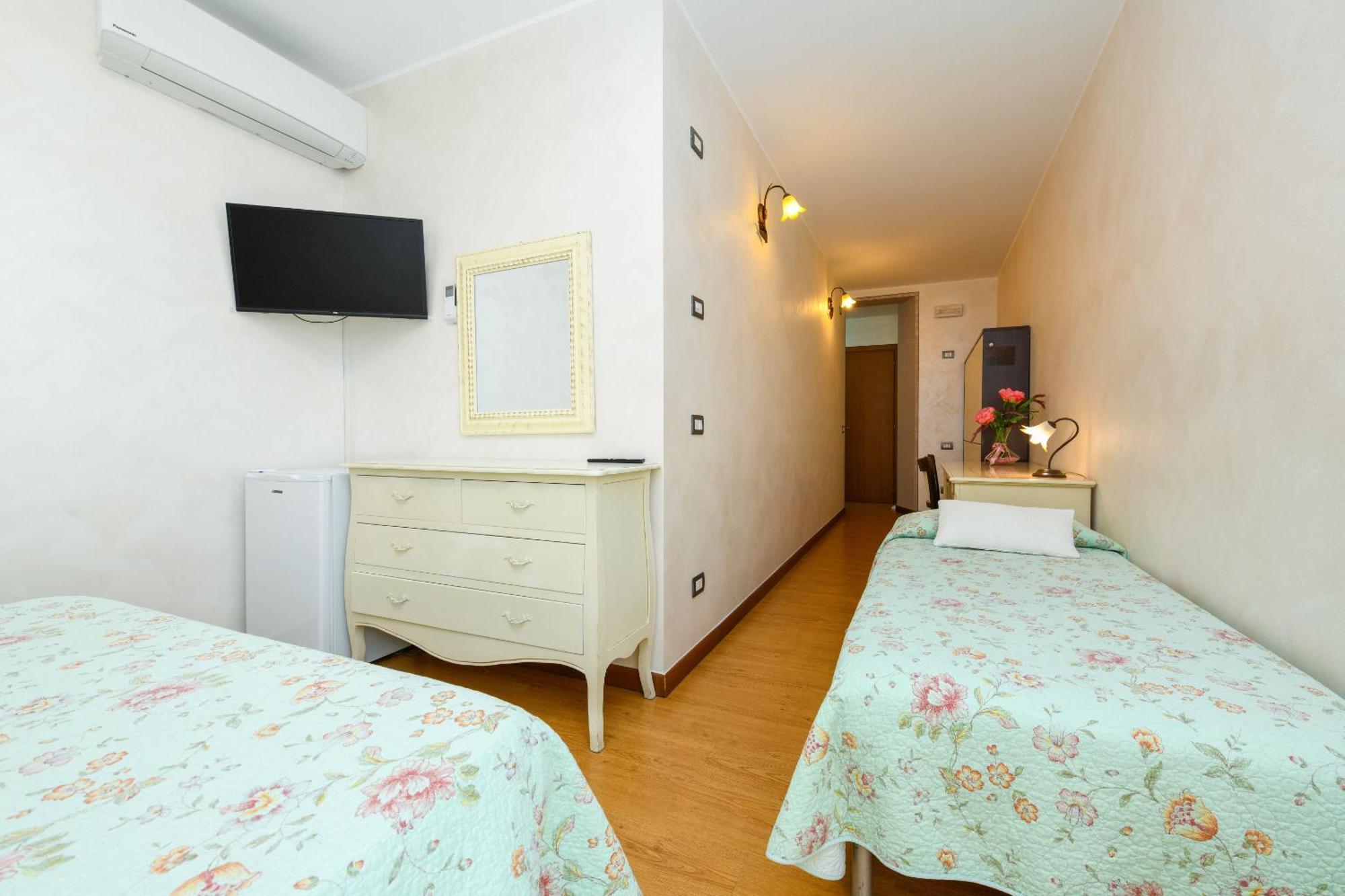Camere America B&B Sirmione Camera foto